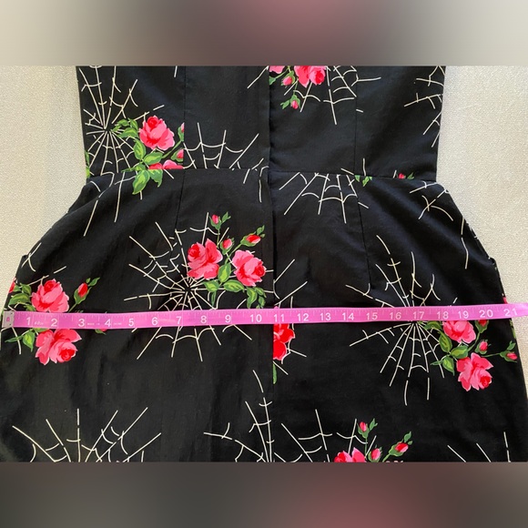 Reserved 🕸️ 🌹 - Picture 6 of 6